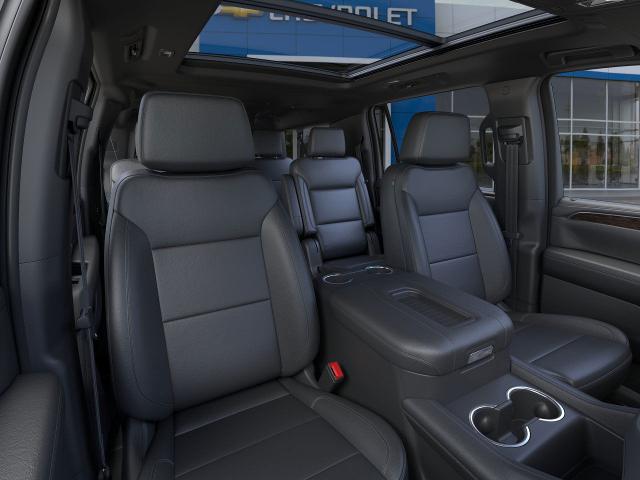 2024 Chevrolet Suburban Vehicle Photo in PEMBROKE PINES, FL 33024-6534