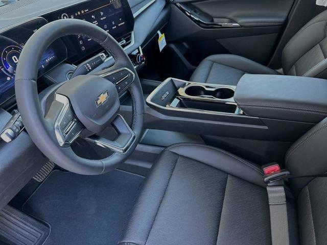 2025 Chevrolet Equinox Vehicle Photo in RIVERSIDE, CA 92504-4106