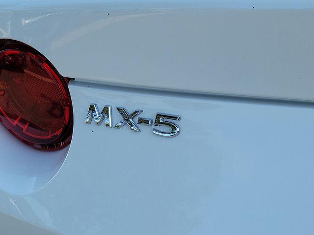 2022 Mazda MX-5 Miata Vehicle Photo in DANBURY, CT 06810-5034