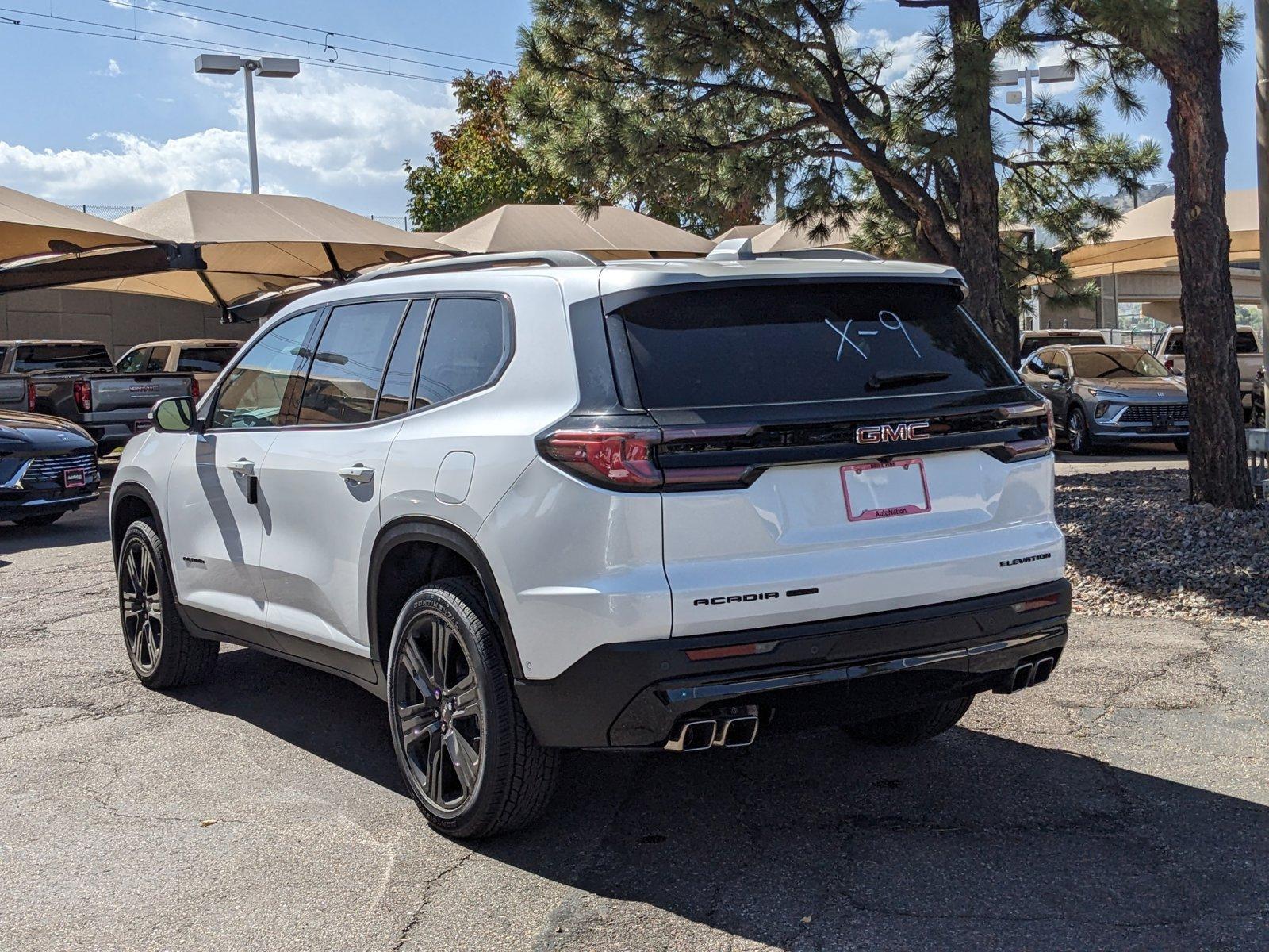 2024 GMC Acadia Vehicle Photo in GOLDEN, CO 80401-3850