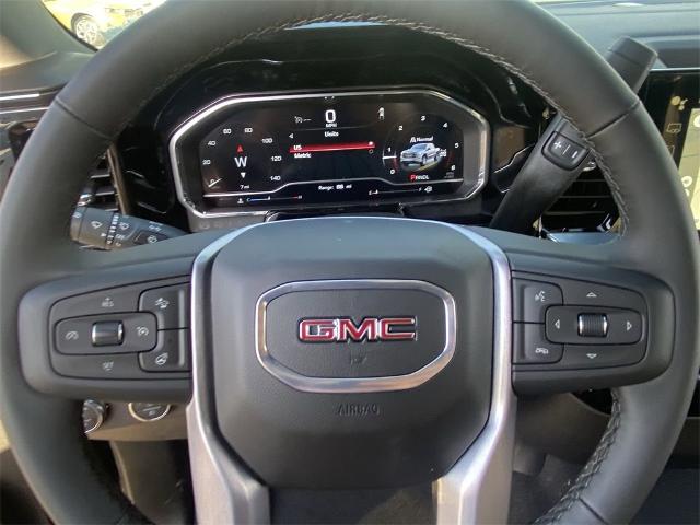 2025 GMC Sierra 1500 Vehicle Photo in GOODYEAR, AZ 85338-1310