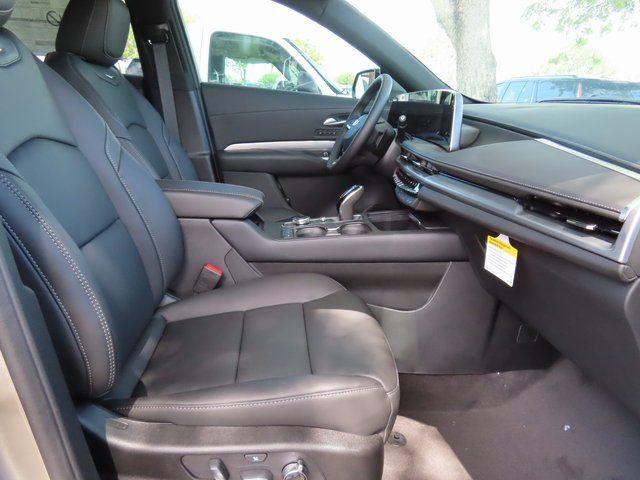 2024 Cadillac XT4 Vehicle Photo in DELRAY BEACH, FL 33483-3294