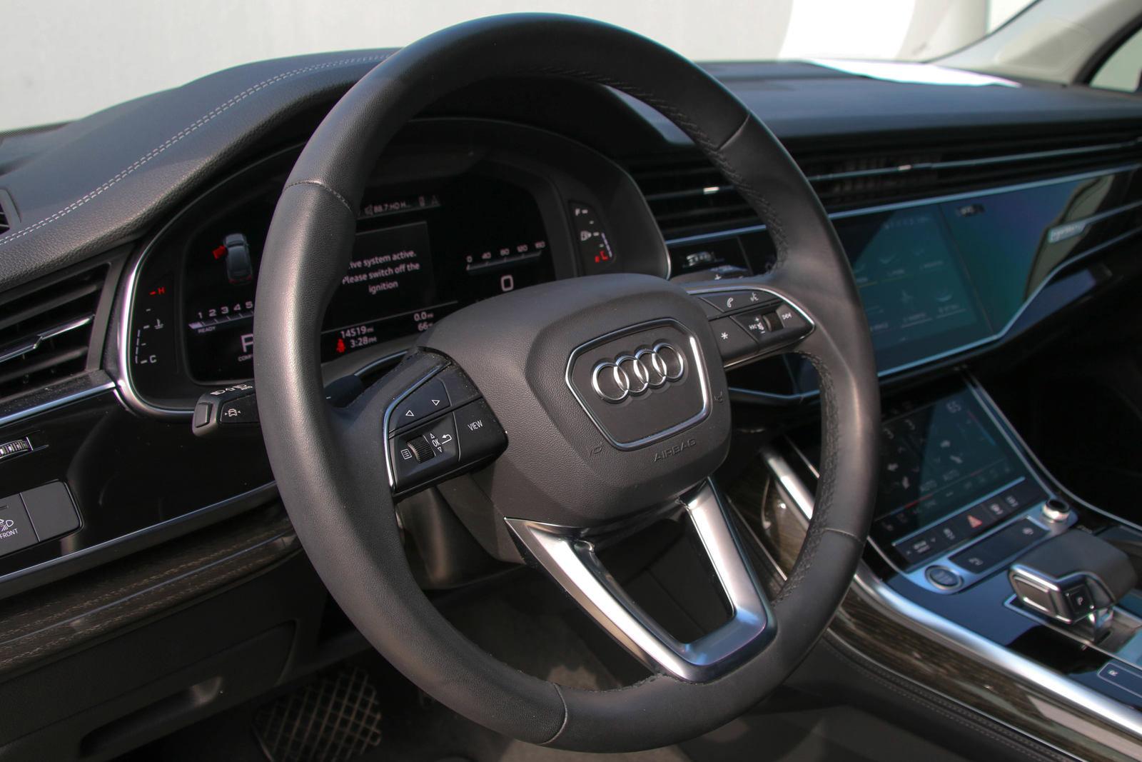 2024 Audi Q7 Vehicle Photo in SUGAR LAND, TX 77478