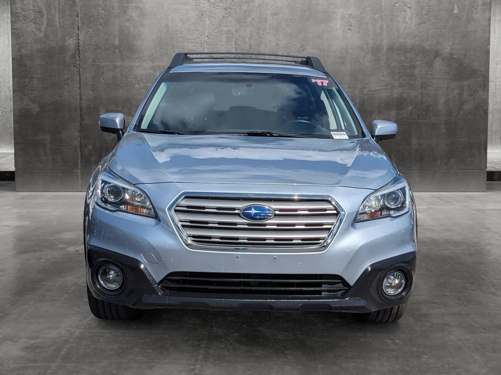 2017 Subaru Outback Vehicle Photo in Tampa, FL 33614