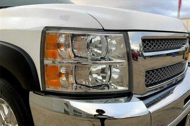 2013 Chevrolet Silverado 1500 Vehicle Photo in TOPEKA, KS 66609-0000