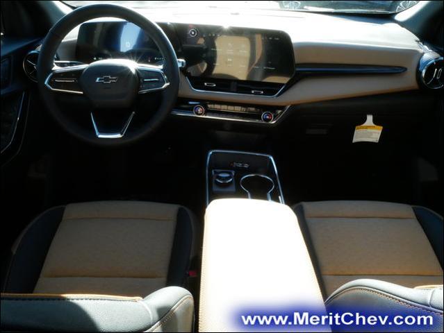 2025 Chevrolet Equinox Vehicle Photo in MAPLEWOOD, MN 55119-4794