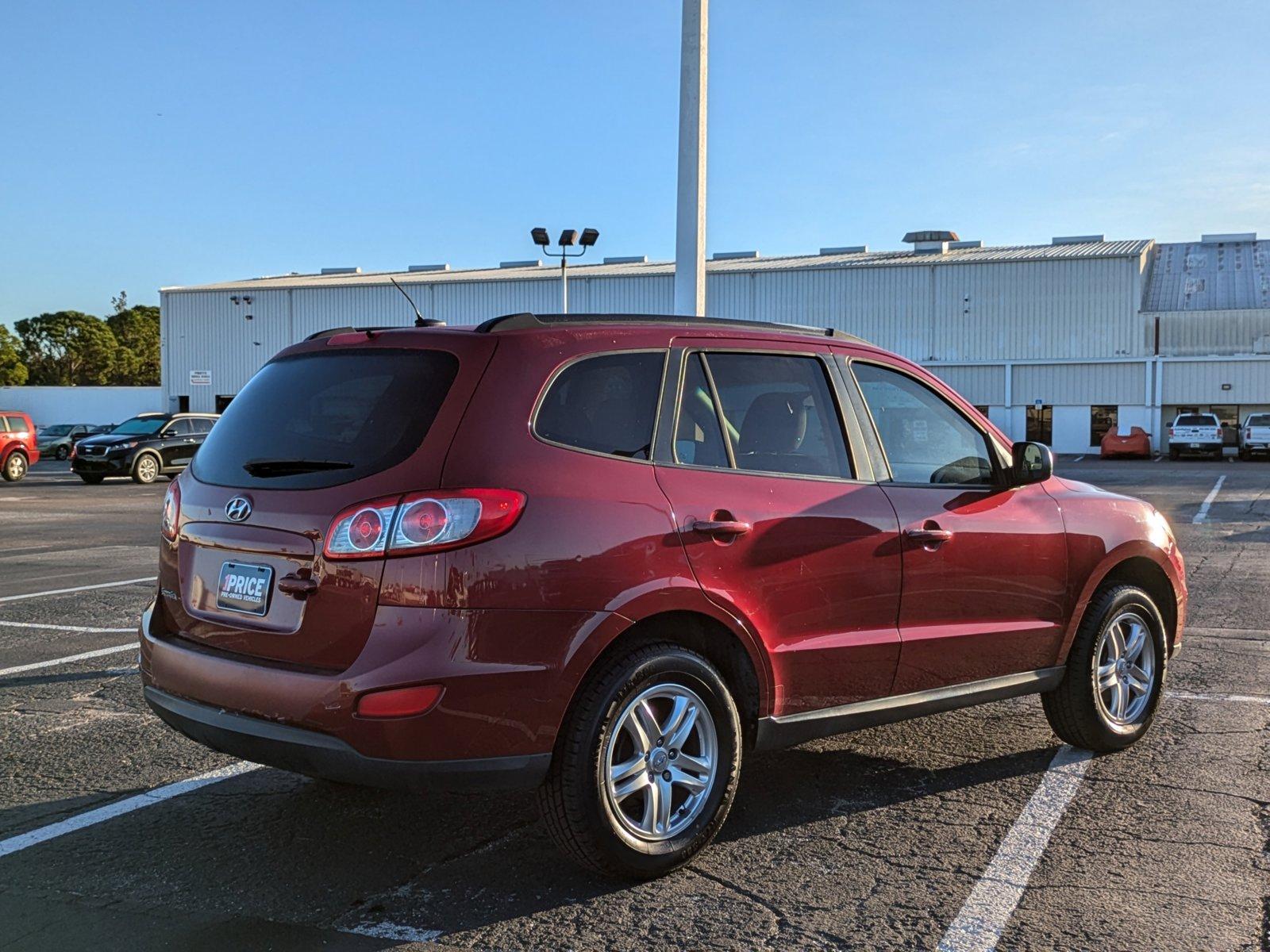 2012 Hyundai Santa Fe Vehicle Photo in CLEARWATER, FL 33764-7163