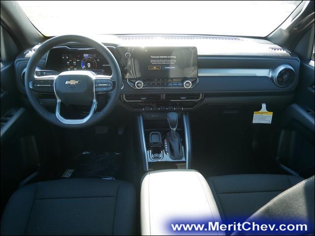 2024 Chevrolet Colorado Vehicle Photo in MAPLEWOOD, MN 55119-4794