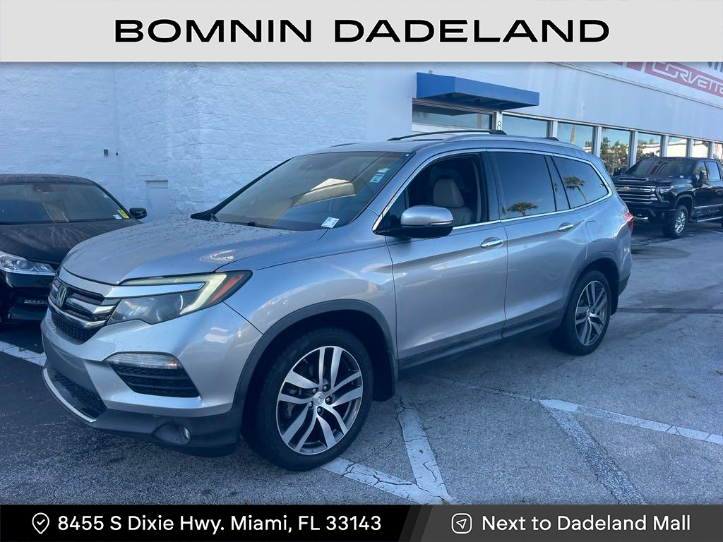 Used 2017 Honda Pilot Touring with VIN 5FNYF5H93HB006910 for sale in Miami, FL