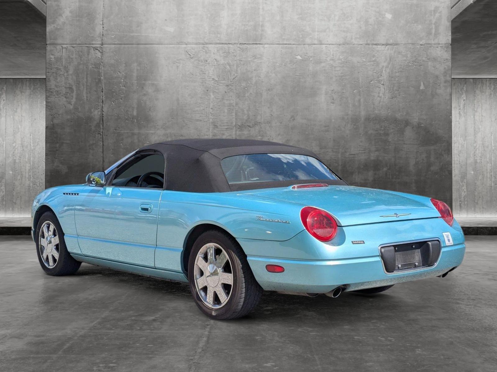 2002 Ford Thunderbird Vehicle Photo in Sarasota, FL 34231