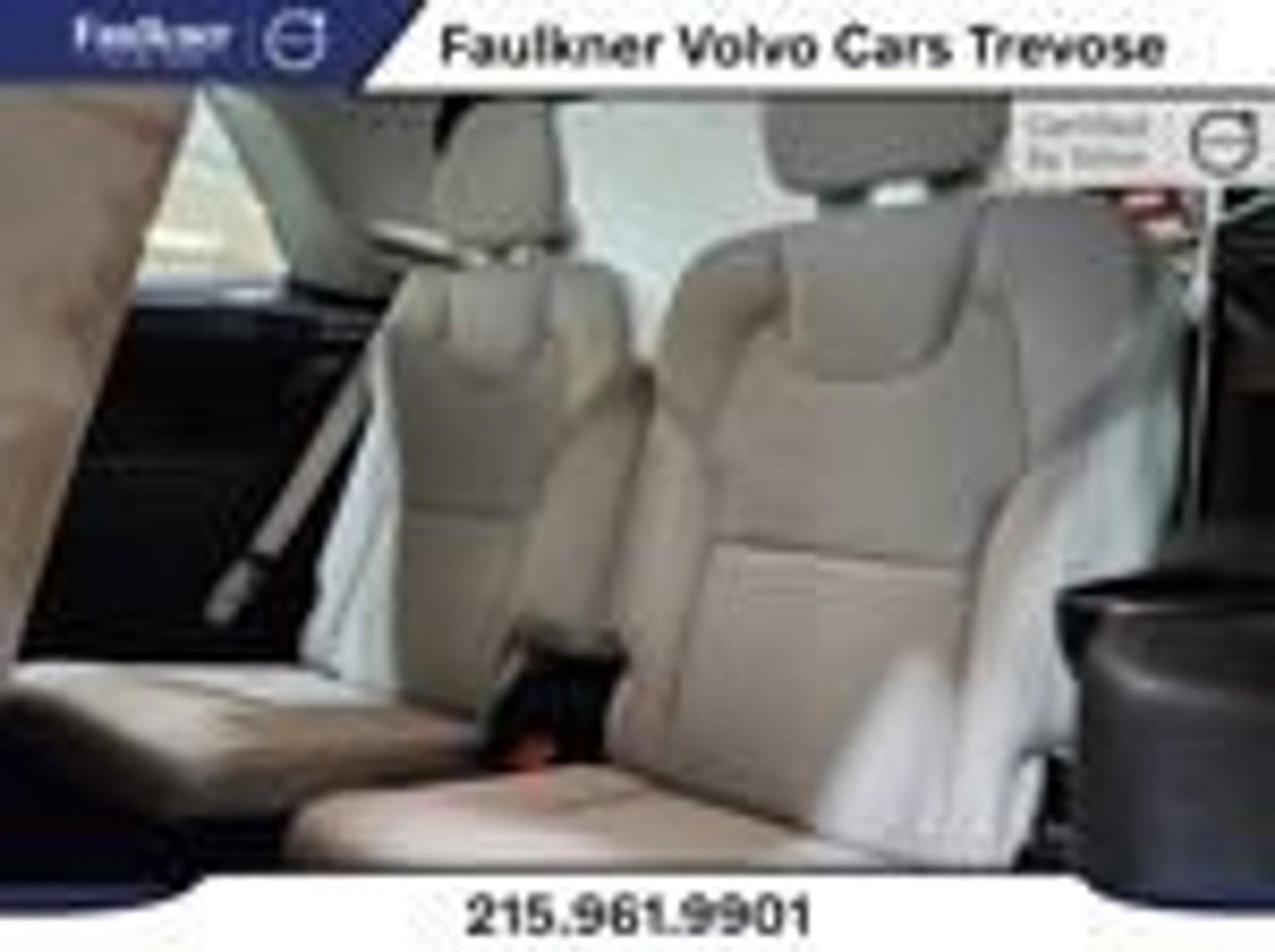 2023 Volvo XC90 Vehicle Photo in Trevose, PA 19053