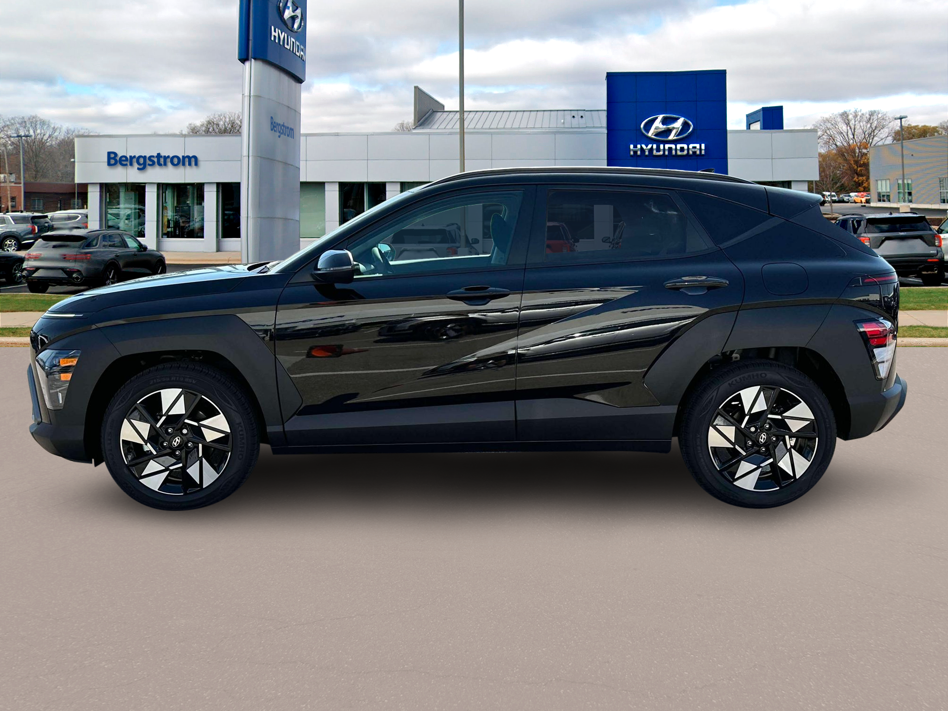 2025 Hyundai KONA Vehicle Photo in Green Bay, WI 54304