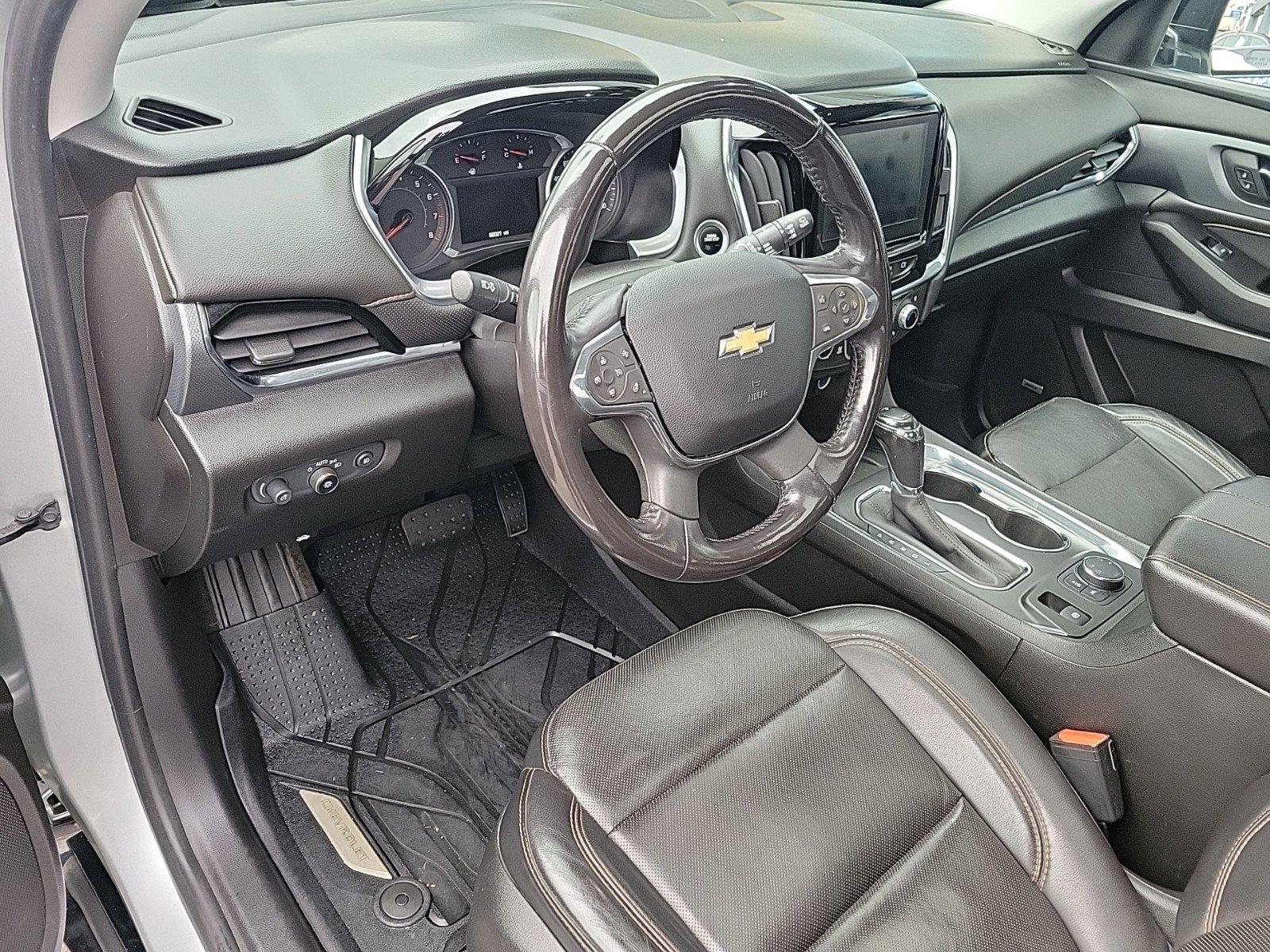 2018 Chevrolet Traverse Vehicle Photo in Saint Charles, IL 60174