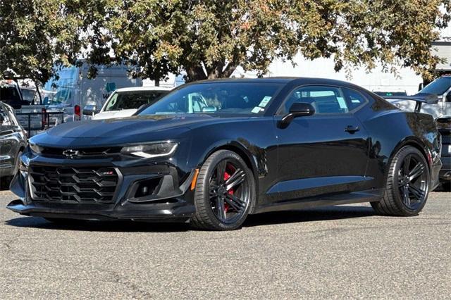 2021 Chevrolet Camaro Vehicle Photo in ELK GROVE, CA 95757-8703