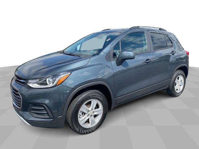 2021 Chevrolet Trax Vehicle Photo in MOON TOWNSHIP, PA 15108-2571