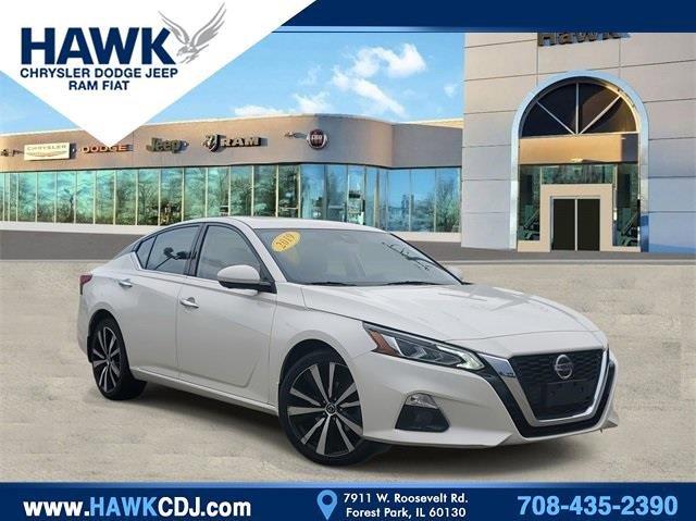 2019 Nissan Altima Vehicle Photo in Saint Charles, IL 60174