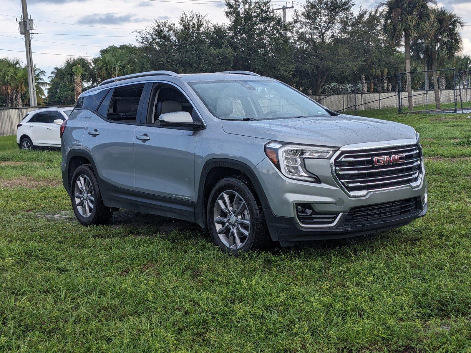 2024 GMC Terrain Vehicle Photo in WEST PALM BEACH, FL 33407-3296