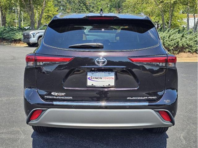 2021 Toyota Highlander Vehicle Photo in Auburn, AL 36832-6638