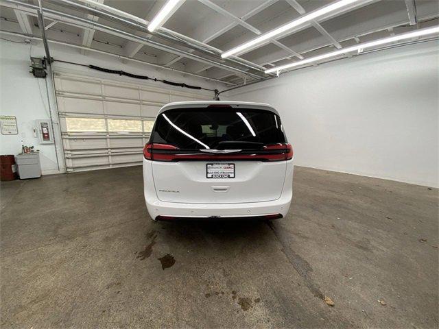 2023 Chrysler Pacifica Vehicle Photo in PORTLAND, OR 97225-3518