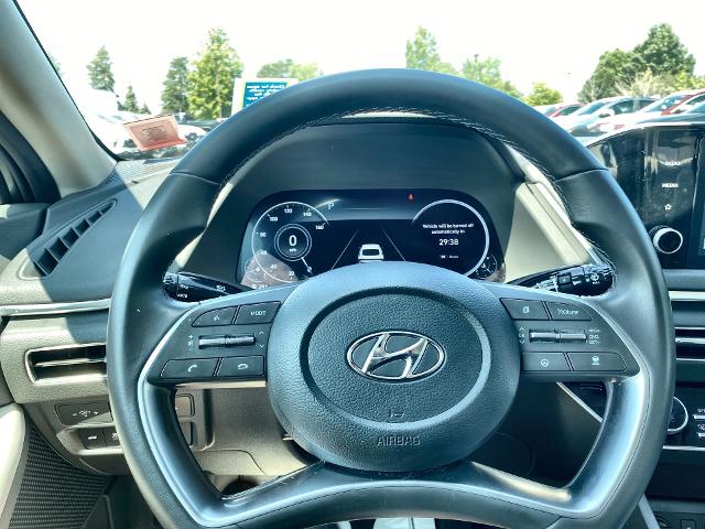 2022 Hyundai Sonata Vehicle Photo in WILLIAMSVILLE, NY 14221-2883