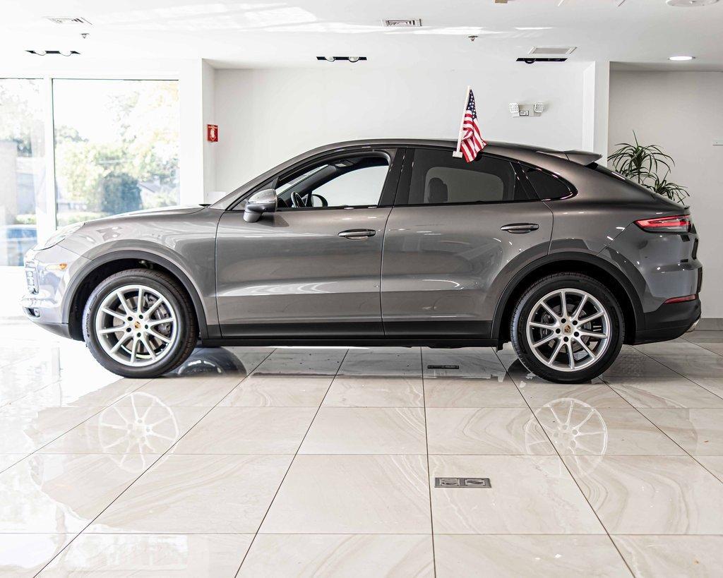 2021 Porsche Cayenne Vehicle Photo in Saint Charles, IL 60174