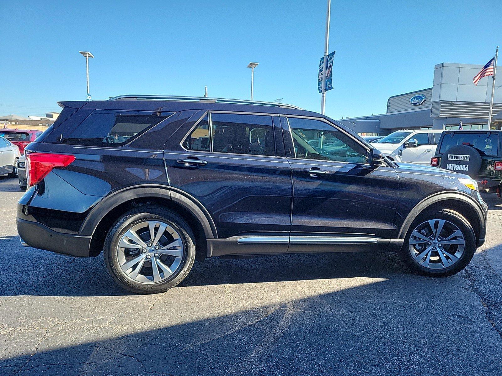 2020 Ford Explorer Vehicle Photo in Saint Charles, IL 60174