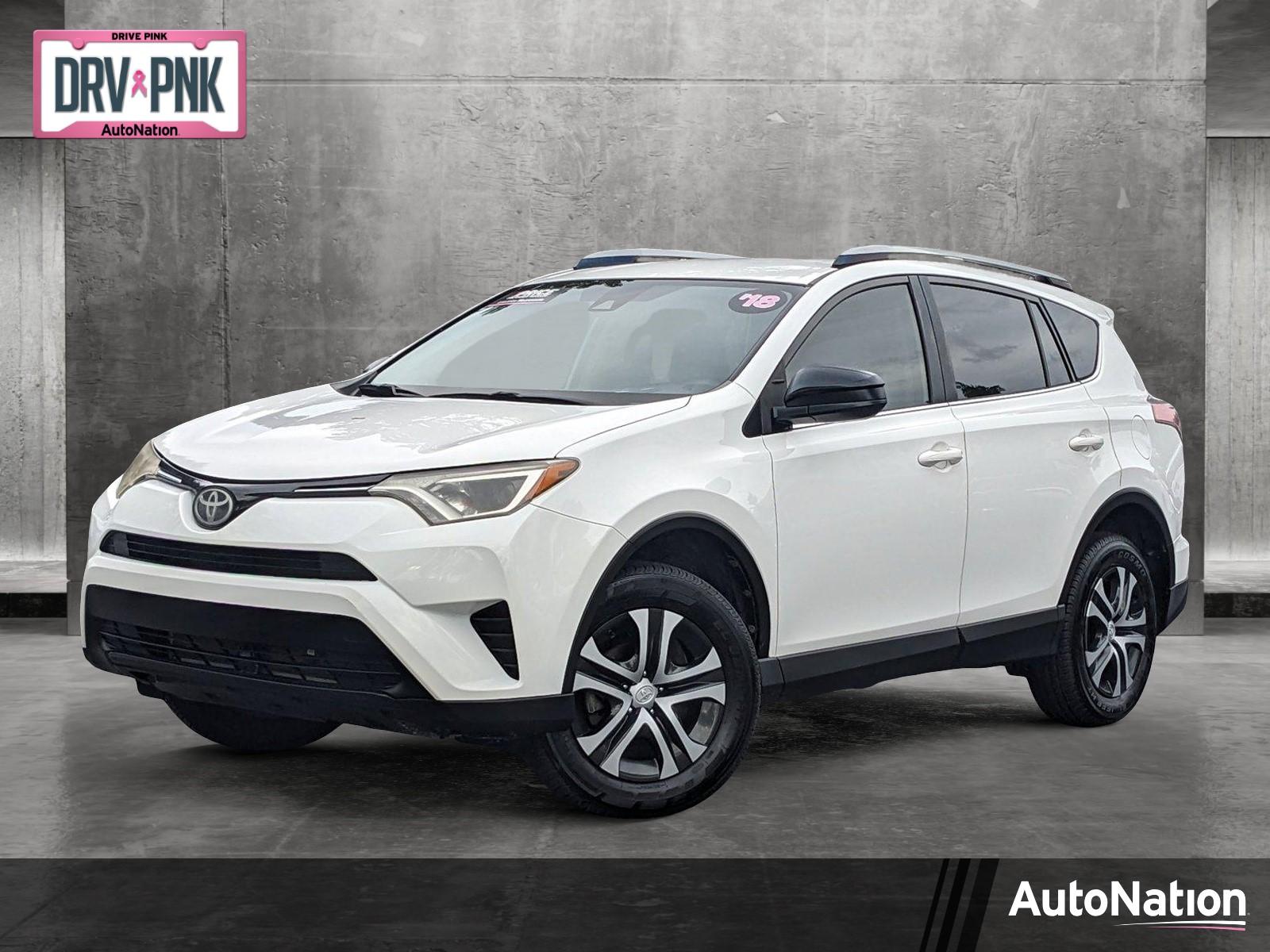 2018 Toyota RAV4 Vehicle Photo in GREENACRES, FL 33463-3207