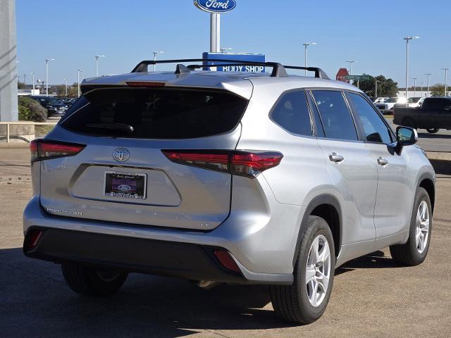 2023 Toyota Highlander Vehicle Photo in Weatherford, TX 76087