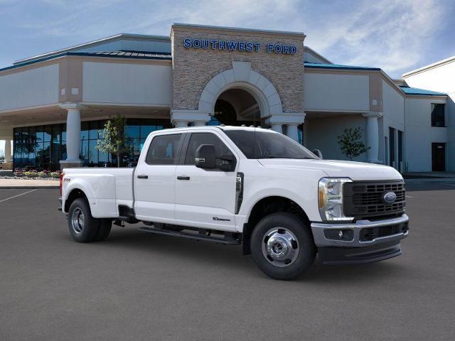 2024 Ford Super Duty F-350 DRW Vehicle Photo in Weatherford, TX 76087