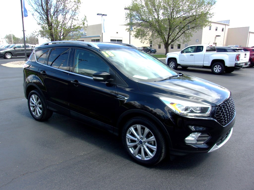 Used 2018 Ford Escape Titanium with VIN 1FMCU9J91JUA83494 for sale in Kansas City