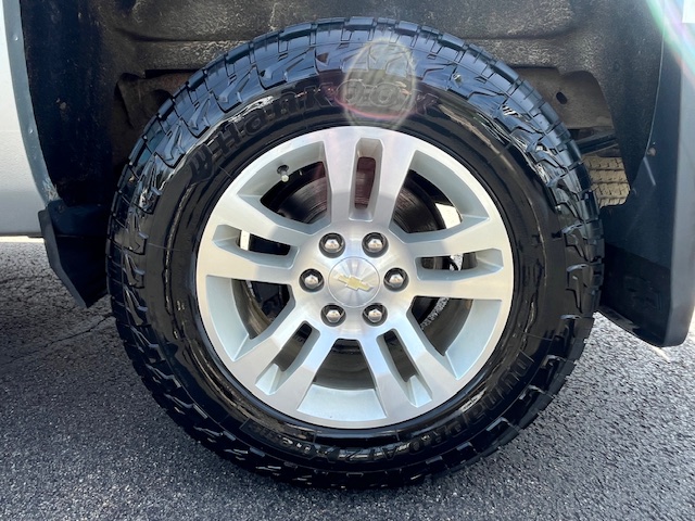 2017 Chevrolet Silverado 1500 Vehicle Photo in CORRY, PA 16407-0000