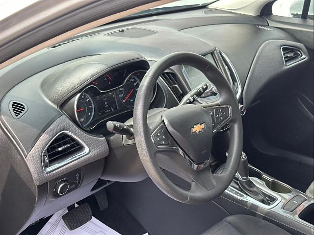 2018 Chevrolet Cruze Vehicle Photo in DUNN, NC 28334-8900
