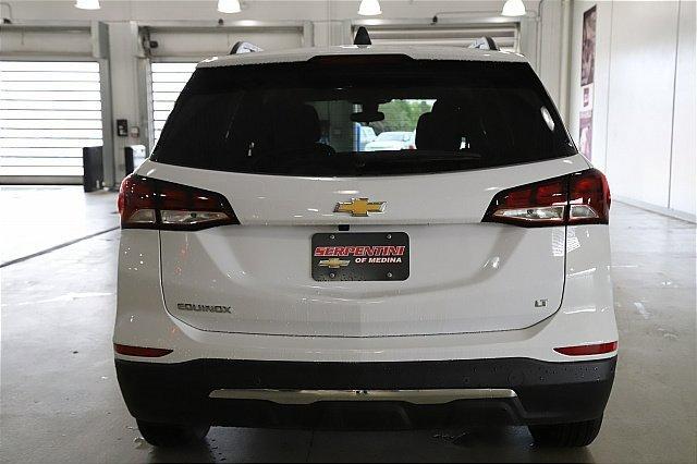 2024 Chevrolet Equinox Vehicle Photo in MEDINA, OH 44256-9001