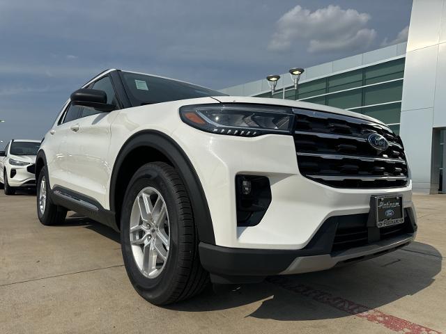 2025 Ford Explorer Vehicle Photo in Terrell, TX 75160