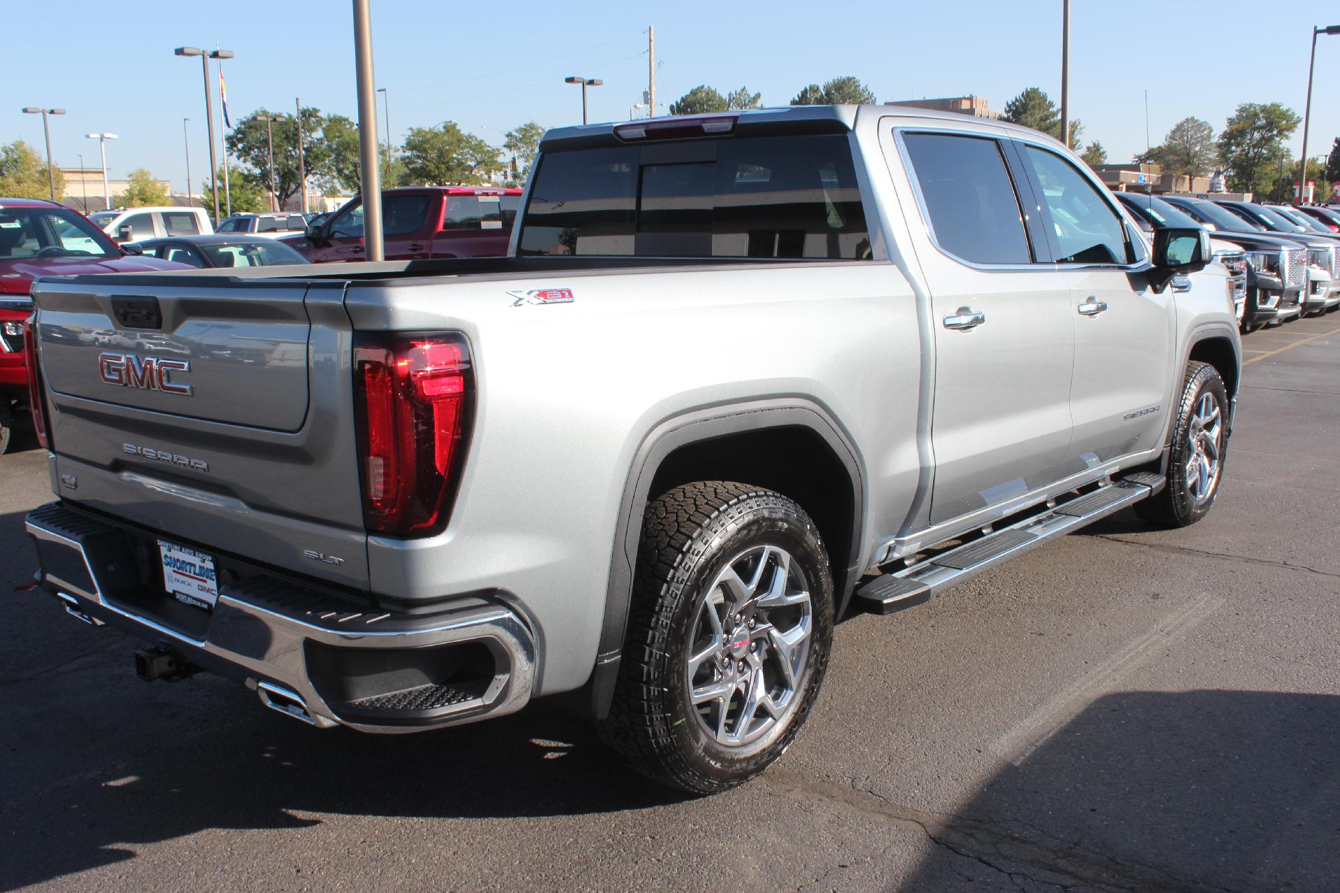 2025 GMC Sierra 1500 Vehicle Photo in AURORA, CO 80012-4011