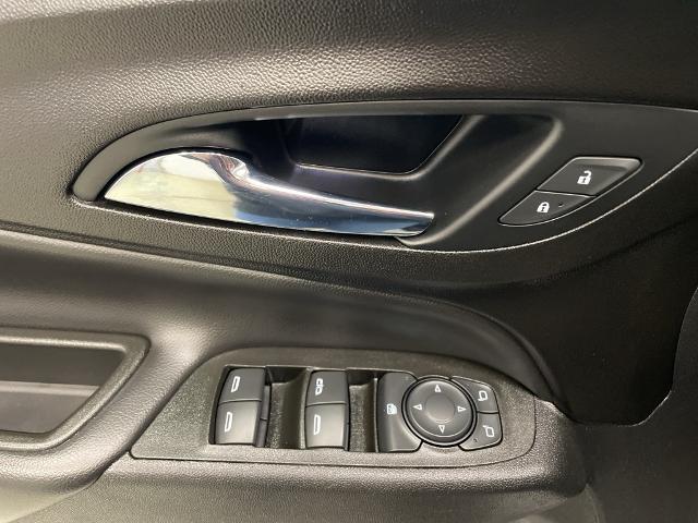 2020 Chevrolet Equinox Vehicle Photo in ROGERS, MN 55374-9422