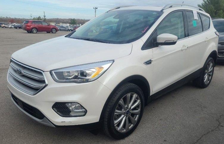 2018 Ford Escape Vehicle Photo in Cedar Rapids, IA 52402