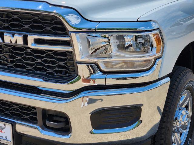 2024 Ram 2500 Vehicle Photo in Ennis, TX 75119-5114