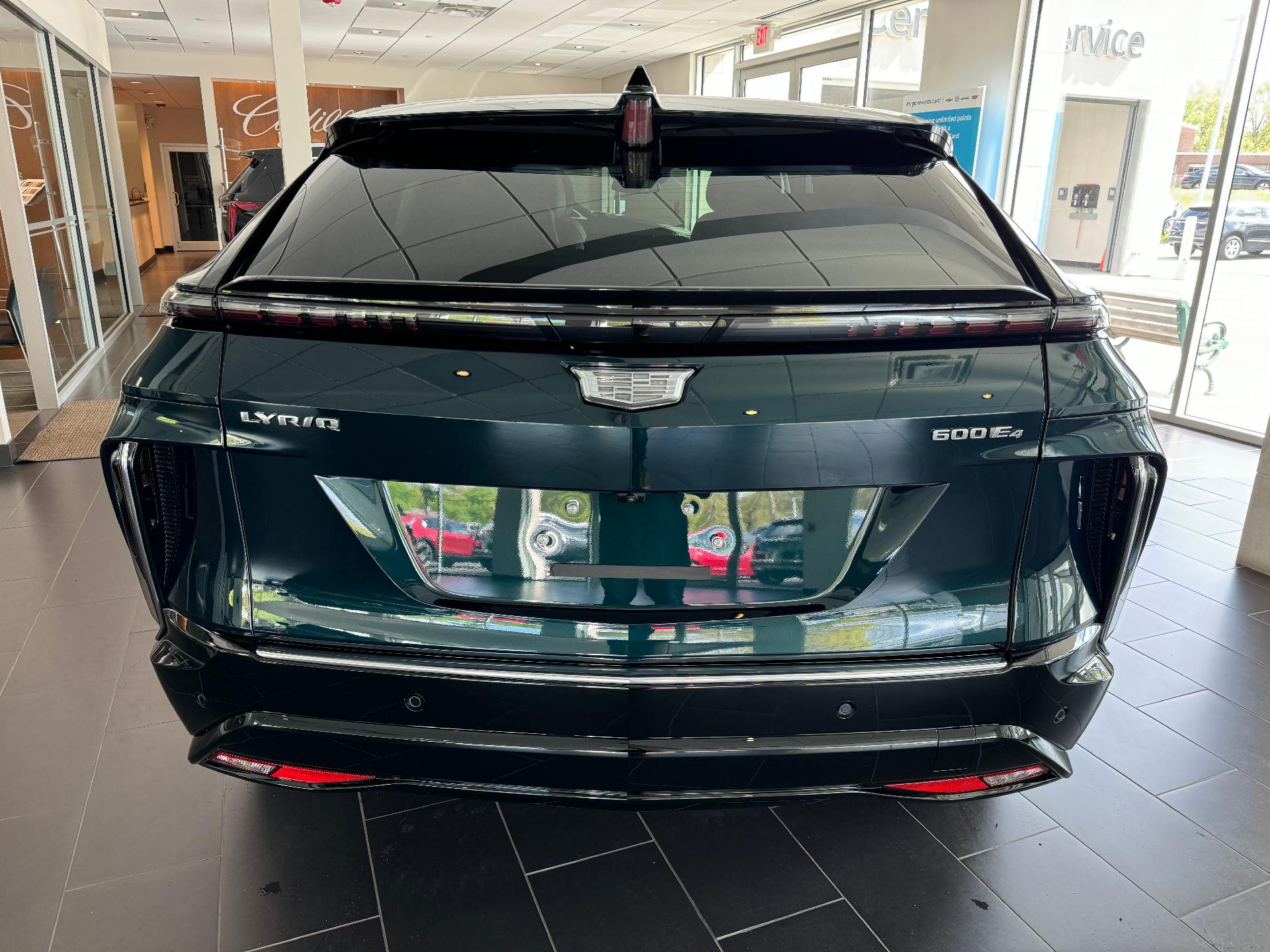 2024 Cadillac LYRIQ Vehicle Photo in LEOMINSTER, MA 01453-2952