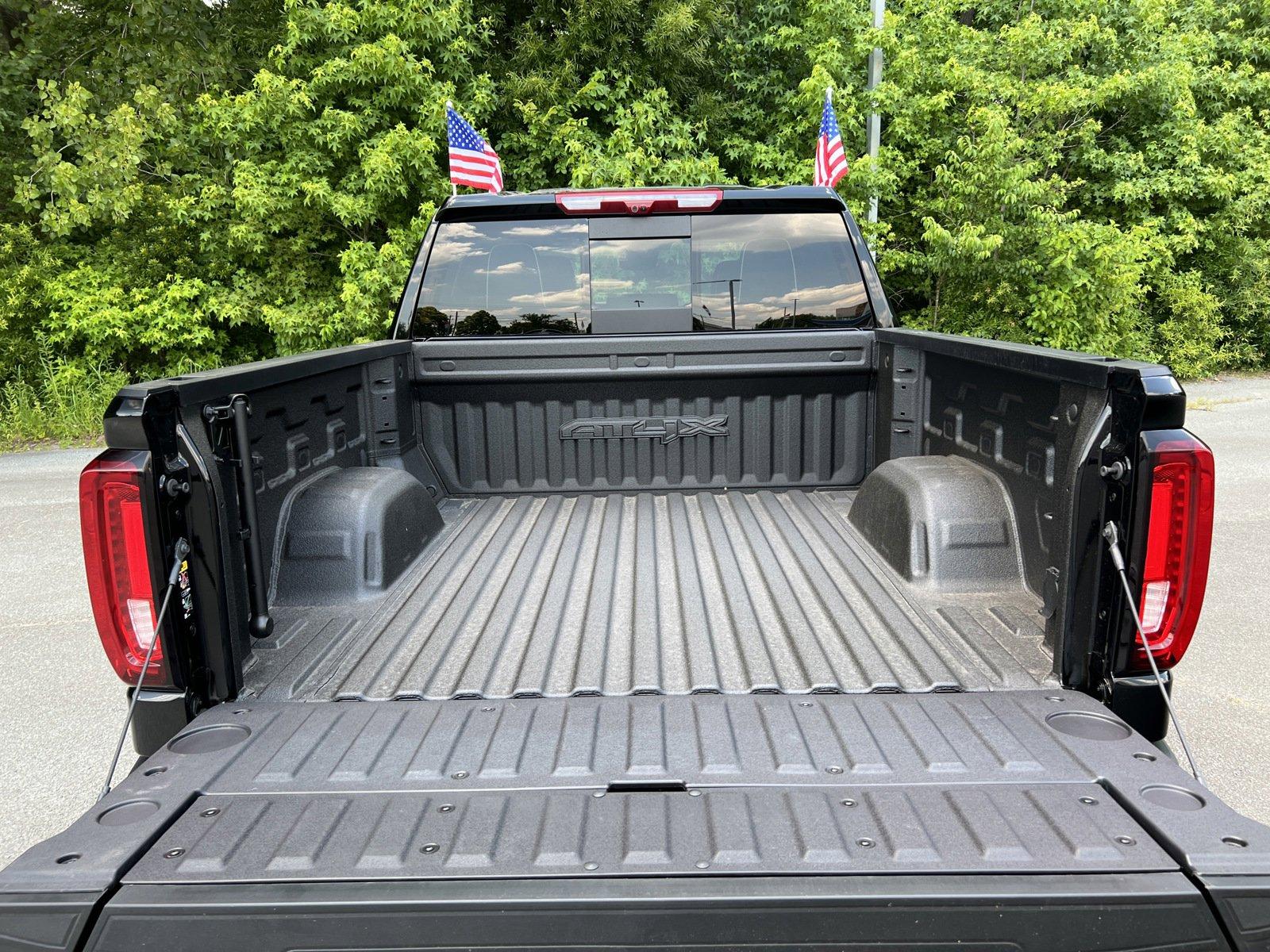 2024 GMC Sierra 1500 Vehicle Photo in MONROE, NC 28110-8431