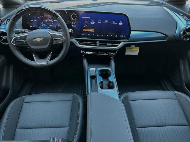 2024 Chevrolet Equinox EV Vehicle Photo in RIVERSIDE, CA 92504-4106