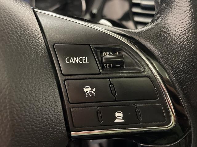 2017 Mitsubishi Outlander Vehicle Photo in ROGERS, MN 55374-9422