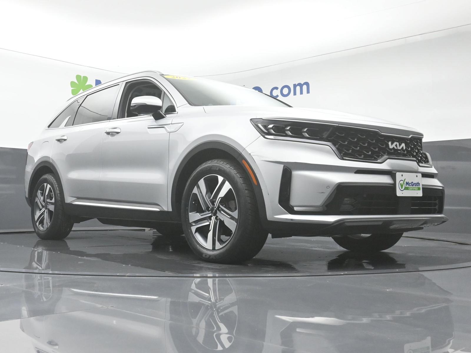 2022 Kia Sorento Plug-In Hybrid Vehicle Photo in Cedar Rapids, IA 52402