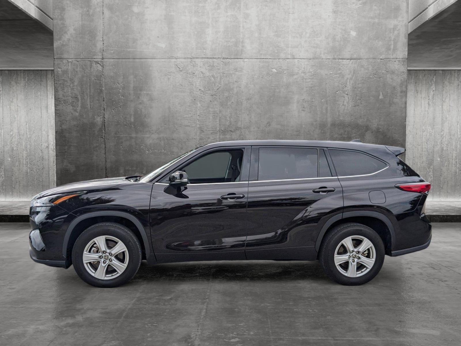 2022 Toyota Highlander Vehicle Photo in Pompano Beach, FL 33064