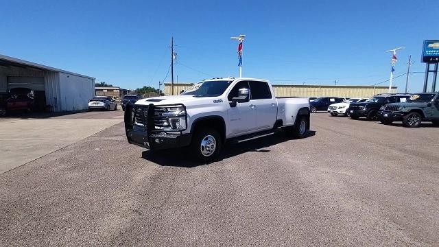 2023 Chevrolet Silverado 3500 HD Vehicle Photo in NEDERLAND, TX 77627-8017