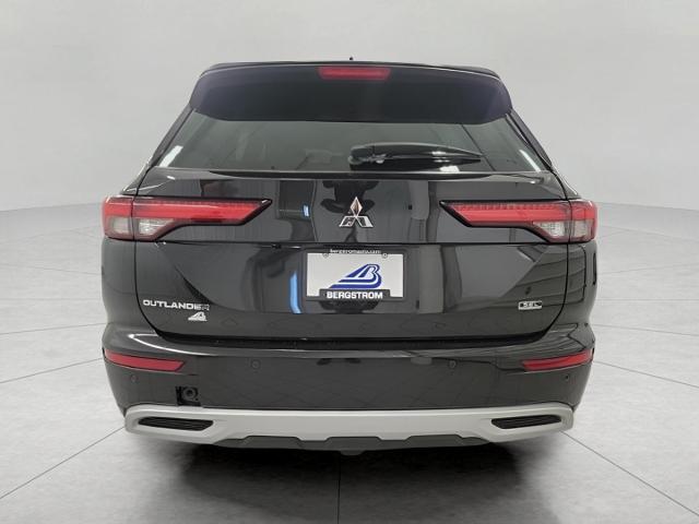 2022 Mitsubishi Outlander Vehicle Photo in APPLETON, WI 54914-4656