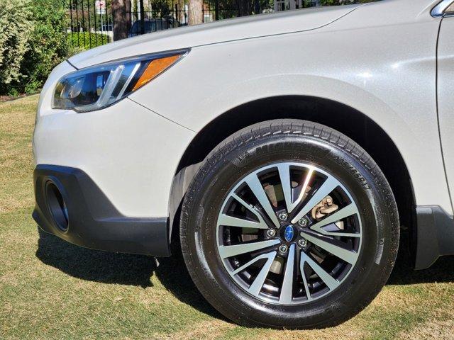 2017 Subaru Outback Vehicle Photo in DALLAS, TX 75209