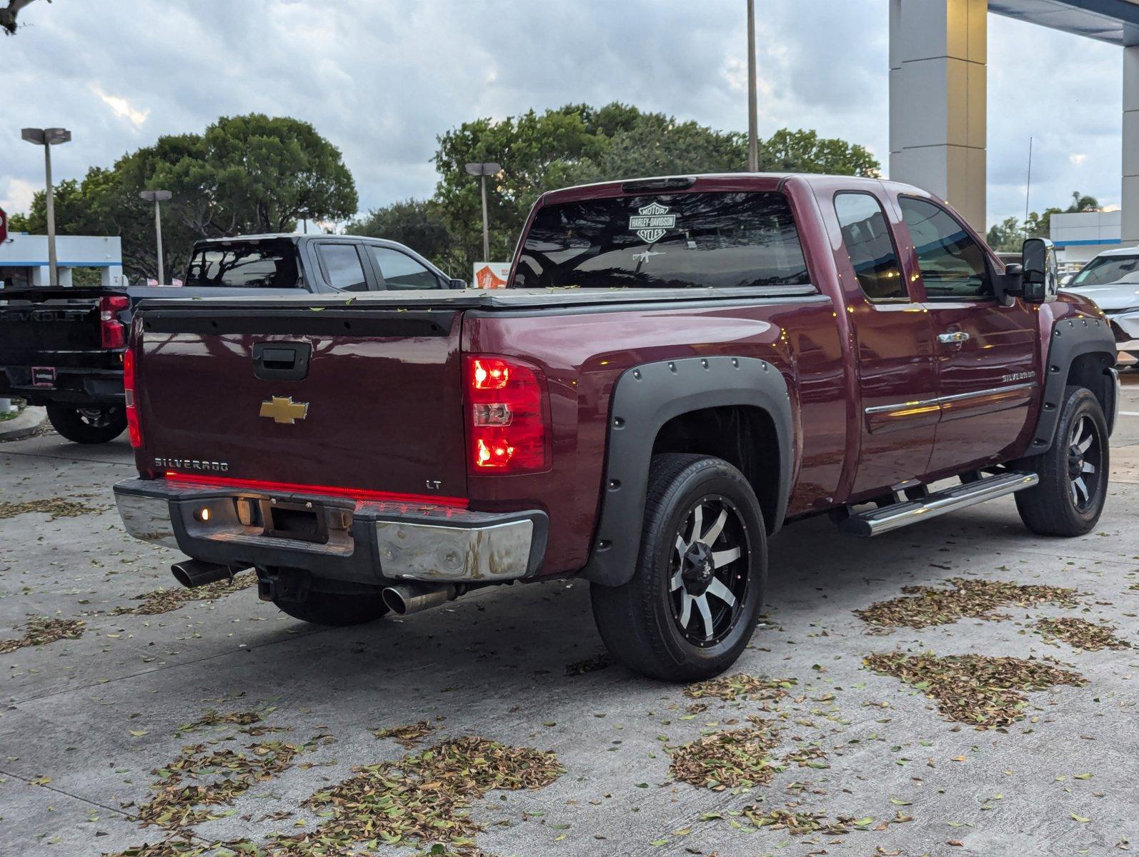 2013 Chevrolet Silverado 1500 Vehicle Photo in PEMBROKE PINES, FL 33024-6534