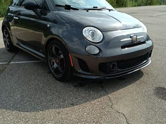 2015 FIAT 500 Vehicle Photo in Canton, MI 48188