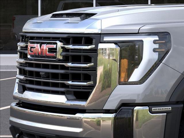 2025 GMC Sierra 2500 HD Vehicle Photo in EMPORIA, VA 23847-1235